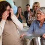 The stepmother, refusing to accept the idea that her stepdaughter was pregnant, grabbed a pot of boiling water and poured it over the young woman's head. However, what happened a few seconds later astonished everyone.The stepmother, refusing to accept the idea that her stepdaughter was pregnant, grabbed a pot of boiling water and poured it over the young woman's head. However, what happened a few seconds later astonished everyone.