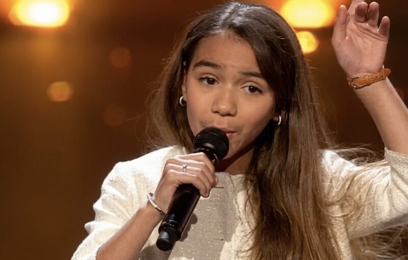 She sang an 80-year-old song… What happened next left the entire audience in tears